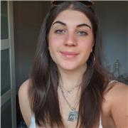 Studente universitaria di ingegneria offre lezioni private e aiuto compiti a studenti di scuola elementare e media in presenza